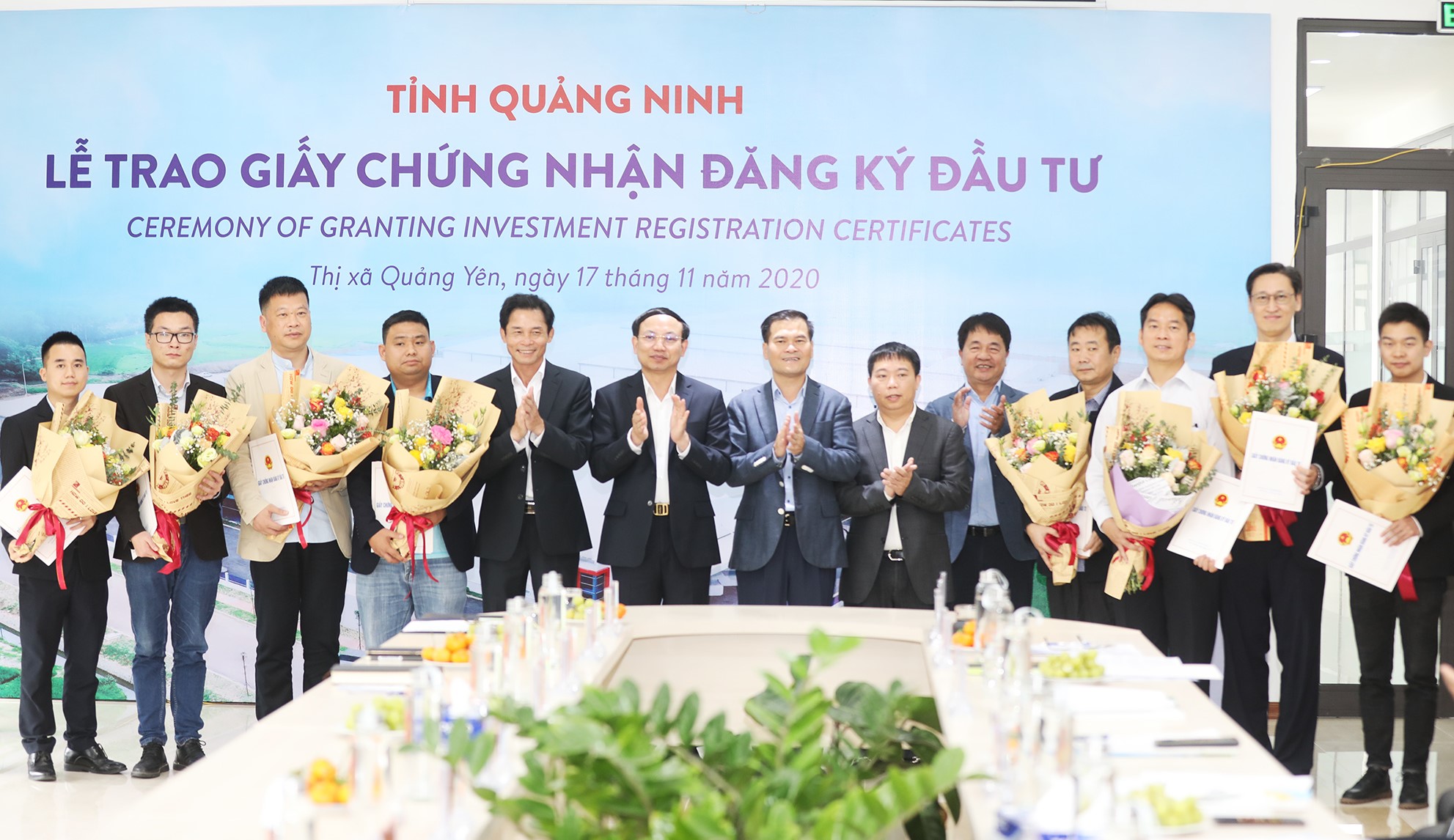 Tỉnh Quảng Ninh: Trao giấy chứng nhận đăng ký đầu tư cho 9 dự án tại các khu công nghiệp của Viglacera